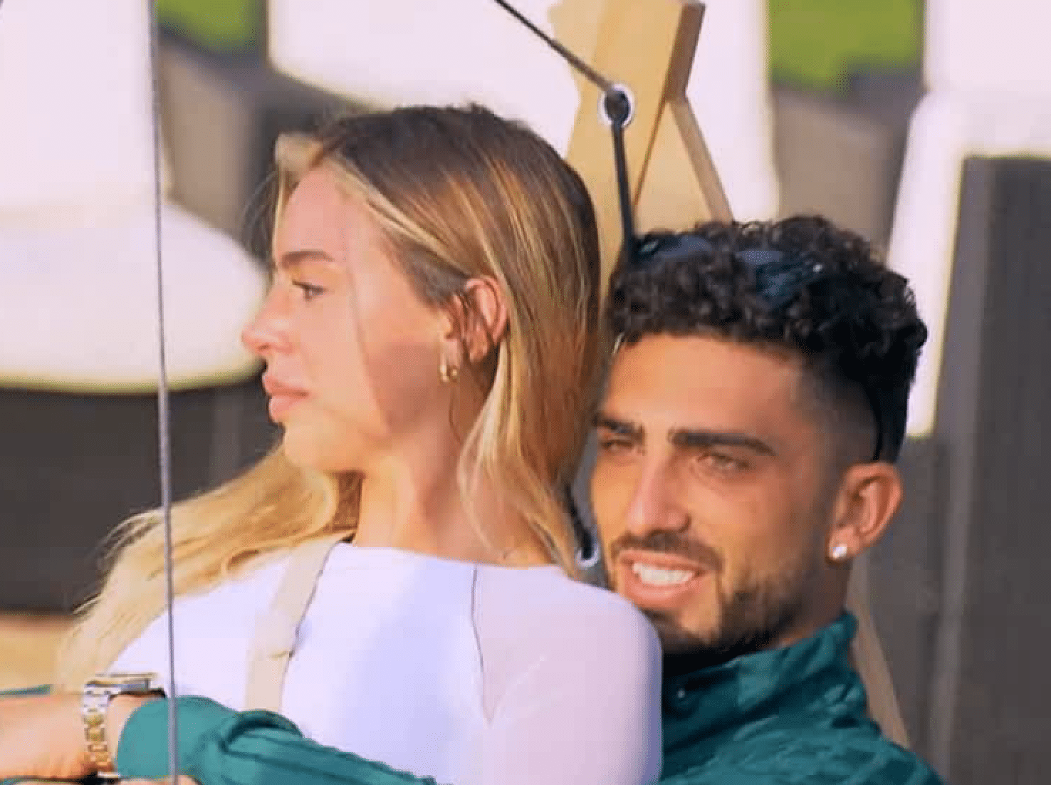 Lpdla7 Anthony Alcaraz Et Kellyn Officialisent Leur Couple Gossip